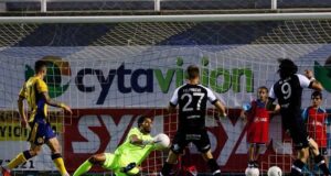 “Χ”άθηκε στο Δάσος πέφτοντας στην παγίδα του Εθνικού η ΑΕΛ