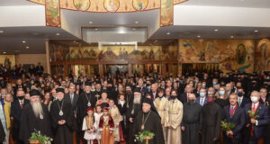 Πατριάρχης Βαρθολομαίος: “Να μένετε πιστοί στην Εκκλησία και ενωμένοι γύρω από τον Αρχιεπίσκοπο και τον Μητροπολίτη σας”