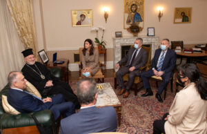 Συνάντηση Αρχιεπισκόπου Ελπιδοφόρου με τον Υπουργό Προστασίας του Πολίτη, Τάκη Θεοδωρικάκο