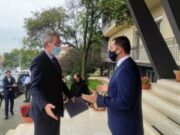 Επίσκεψη Πάιατ στη Λαμία – Ενδιαφέρον για την επόμενη μέρα στη Βόρεια Εύβοια