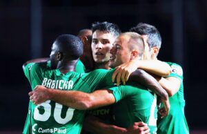 “Διαστημικός” Άρης με εννέα παίκτες φρέναρε την ΑΕΚ (1-0)