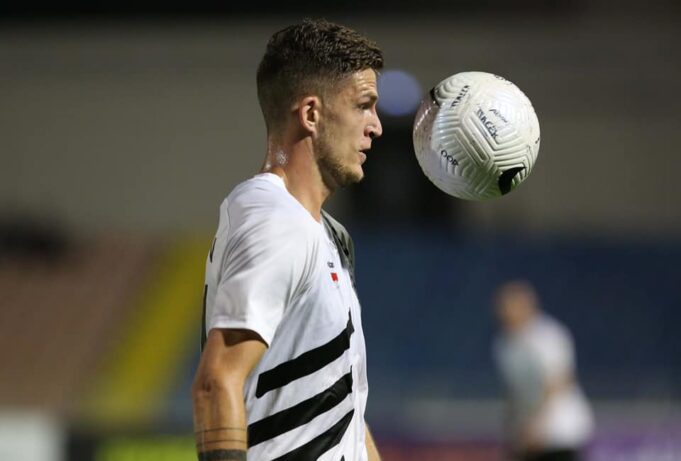 ΠΑΕΕΚ και Ολυμπιακός “κούρασαν” την μπάλα κι έμειναν στο 0-0