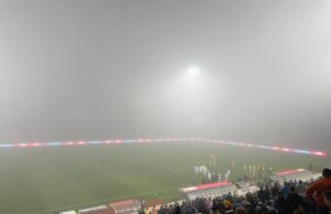 Ορατότης μηδέν και διακοπή στο ΑΠΟΕΛ-Ομόνοια