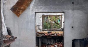 Στην πυρόπληκτη Εύβοια αντιπροσωπεία της Αρχιεπισκοπής Αμερικής για τη διανομή του “Greece Fires Relief Fund”