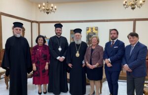 Στην Ελλάδα αντιπροσωπεία της Ιεράς Αρχιεπισκοπής Αμερικής για τη διανομή του “Greece Fires Relief Fund” – Επίσκεψη στη Μητρόπολη Χαλκίδος