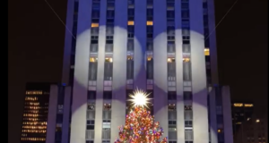 Φωταγωγήθηκε το Χριστουγεννιάτικο δέντρο στο Rockefeller Center