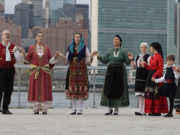 “Ένας κόσμος- μια αγάπη- ένας χορός” από τους Έλληνες όπου γης