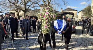 Στα Γιάννενα το τελευταίο ταξίδι του Κάρολου Παπούλια