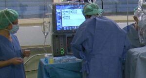 Σε Αμερικανό η πρώτη στον κόσμο μεταμόσχευση καρδιάς γενετικά τροποποιημένου χοίρου