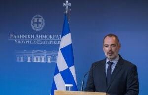Κατσανιώτης: Είμαστε δίπλα στους Έλληνες της Ουκρανίας