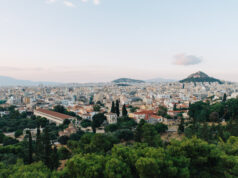 Αλλάζει το πλαίσιο για τους επενδυτές τρίτων χωρών του προγράμματος Golden Visa