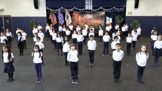 Οι μαθητές των Hellenic Classical Charter Schools τίμησαν την επέτειο του 1821