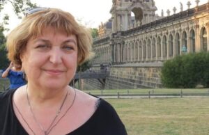 Εγκαταλείποντας την Ουκρανία με έναν παπαγάλο, τρεις γάτες και λίγα ρούχα