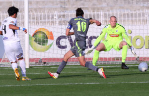 Δόξα – ΠΑΕΕΚ 1-0: Άλμα παραμονής με Μπένι