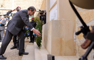 Ν. Αναστασιάδης: Τιμή στους αγωνιστές της ΕΟΚΑ και τις θυσίες του λαού μας – Η μνήμη τους αθάνατη μέσα μας