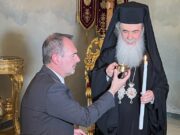 Α. Κατσανιώτης: Η Αφή του Αγίου Φωτός λειτουργεί λυτρωτικά για την πίστη όλης της Χριστιανοσύνης