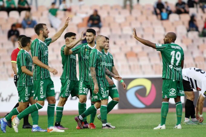 «Πεντάρα» της Ομόνοιας με σούπερ σταρ τον Λοΐζου