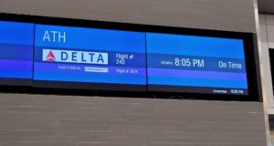 Πανηγυρικά ξεκίνησε η απευθείας πτήση της Delta “Βοστώνη-Αθήνα”