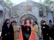 Ο Οικουμενικός Πατριάρχης χοροστάτησε στον ερειπωμένο ναό της Παναγίας Παραμυθίας Φαναρίου, γνωστό ως «Βλαχ Σαράι»