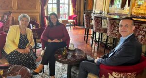 Συνάντηση Υπουργού Παιδείας με δρα Αναστάσιο Κουλαρμάνη και Στέλλα Κοκόλη