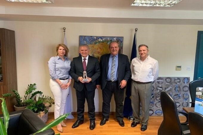 Συναντήθηκε με αντιπροσωπεία του προγράμματος “Κύπρος, Ελλάδα, Ομογένεια: Εκπαιδευτικές Γέφυρες” ο Επίτροπος Προεδρίας