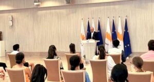 Επίτροπος Φ. Φωτίου: Οι νέοι της διασποράς οι καλύτεροι πρεσβευτές της Κύπρου στο εξωτερικό