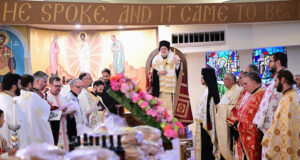 Ο Αρχιεπίσκοπος Ελπιδοφόρος στην Αγία Παρασκευή του Greenlawn
