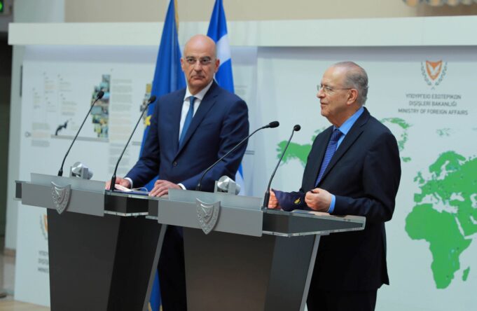 FM Dendias: Solution of the Cyprus issue a top priority for Greece