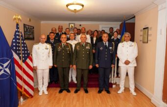 Ξεκίνησαν οι επαφές του ο Α/ΓΕΕΘΑ στις ΗΠΑ: Συνάντηση με τον αρχηγό του αμερικανικού στρατού στο Πεντάγωνο