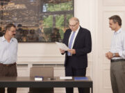 Τον όρκο του Έλληνα πολίτη έδωσε ο εθνομουσικολόγος Christopher C. King