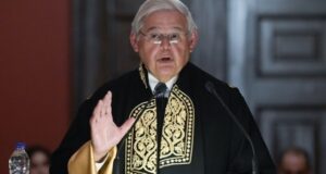 Ρόμπερτ Μενέντεζ: Η Τουρκία είναι η μεγαλύτερη απειλή στην Ανατολική Μεσόγειο