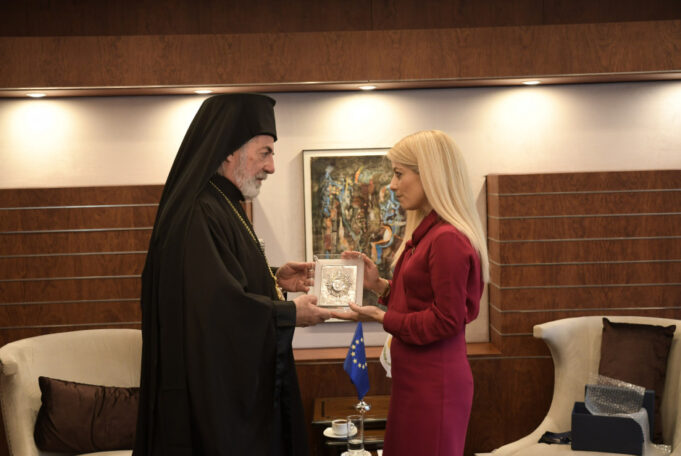 Συνάντηση της Προέδρου της Βουλής των Αντιπροσώπων με τον Αρχιεπίσκοπο Θυατείρων και Μεγάλης Βρεταννίας κ. Νικήτα