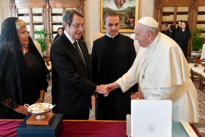 Συνάντηση του Προέδρου Νίκου Αναστασιάδη με τον Πάπα Φραγκίσκο στο Βατικανό