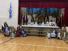 Xριστουγεννιάτικη γιορτή στο Απογευματινό Σχολείο του Whitestone