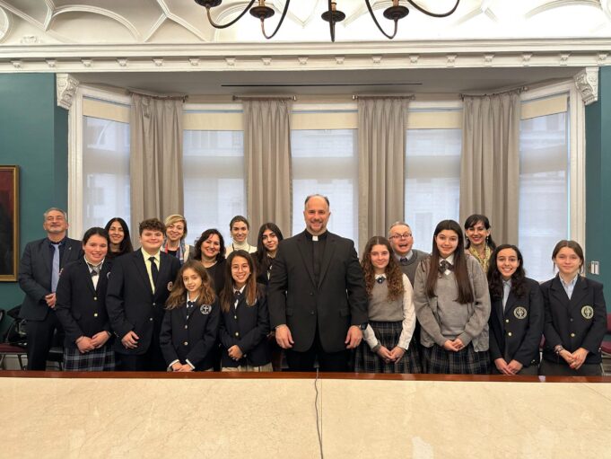 Από το Σχολείο του Αγίου Δημητρίου Αστόριας η νικήτρια του Spelling Bee