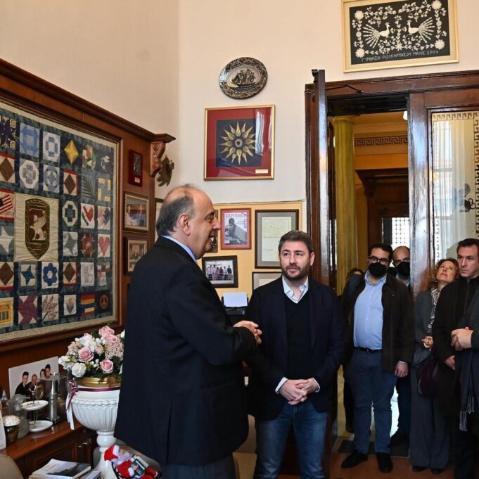 Ν. Ανδρουλάκης: Προτεραιότητα να χτυπά δυνατά η καρδιά του Ελληνισμού στην Κωνσταντινούπολη