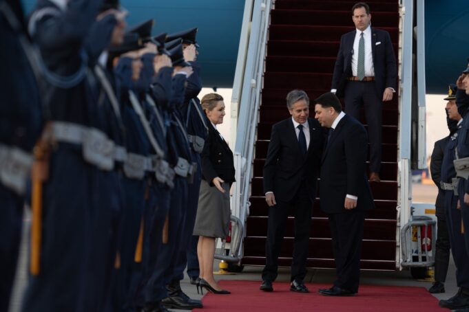 Ένα Βήμα πιο Κοντά στη Θέση του Μενέντεζ για τα F-16 το Στέιτ Ντιπάρτμεντ