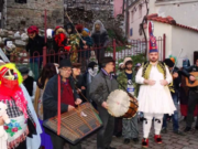 Σάτιρα και τραγούδι στο καρναβάλι της Αγιάσου