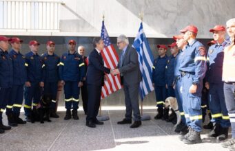 Oι ΗΠΑ στέκονται στο πλευρό της Ελλάδας και επαινούν το έργο των διασωστών