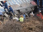 Τραγωδία στα Τέμπη: 57 οι επιβεβαιωμένοι νεκροί – 56 έχουν δηλωθεί επίσημα μέχρι στιγμής ως αγνοούμενοι