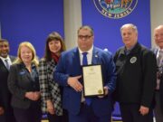 Έπαρση της Γαλανόλευκης στο Διοικητικό Μέγαρο του Bergen County