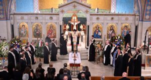 Θλίψη και συγκίνηση για τον π. Ευάγγελο Αρτεμάκη