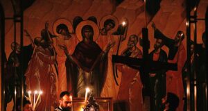 Ο Αρχιεπίσκοπος Ελπιδοφόρος στην Ακολουθία των Αγίων Παθών στο Μπρούκβιλ