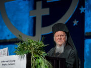 Να ξεκινήσει συζήτηση για το μεταναστευτικό στο πλαίσιο της ΕΕ ζήτησε ο Οικουμενικός Πατριάρχης