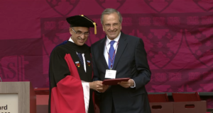 Το Harvard Business School τίμησε τον Αντώνη Σαμαρά