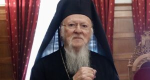 Ιστορική επίσκεψη του Οικουμενικού Πατριάρχη Βαρθολομαίου στην Ιερά Μονή Αγάθωνος στη Φθιώτιδα