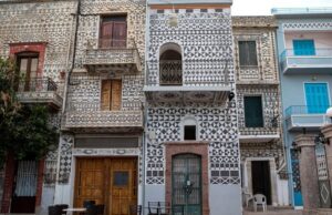 Χίος, η “άγνωστη αριστοκράτισσα του Αιγαίου” είναι sold out το καλοκαίρι