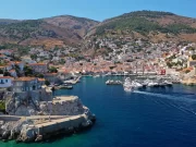 Η Daily Telegraph «ψηφίζει» Ελλάδα για το 2023