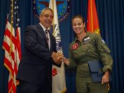 Ελληνίδα αξιωματικός της Πολεμικής Αεροπορίας τιμήθηκε από τις ΗΠΑ για τον αλτρουισμό της