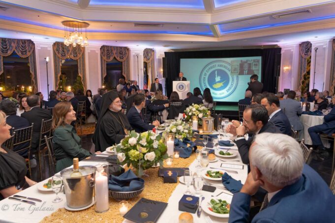 ΠτΔ: Εξήρε τη σημασία της Διασποράς και τον ρόλο του Πομπέο στις σχέσεις με ΗΠΑ